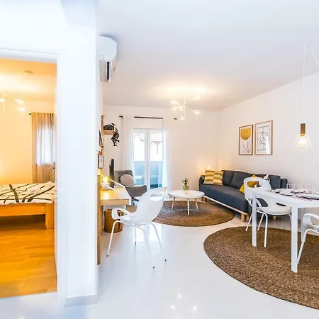 Apartman Pomalo *