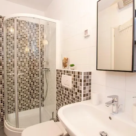 Apartament Apartman Pomalo